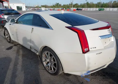 2013 Cadillac Cts-V z USA, uszkodzony, nr VIN 1G6DV1EP7D0115170